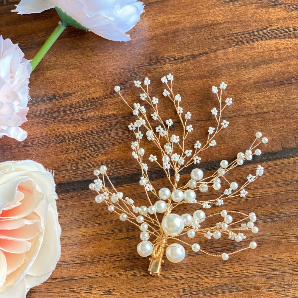 Hairpiece pearls !